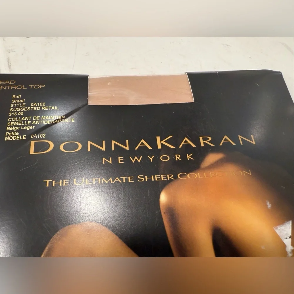 Donna Karan The Ultimate Sheer Collection Pantyhose Buff Size Small Style 0A102